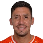 R. González